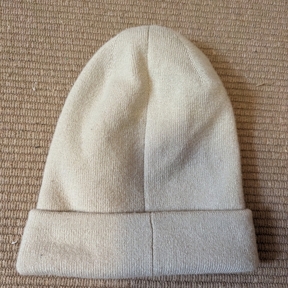 Cream beanie Girlfriend Collective - Picture 2 of 2